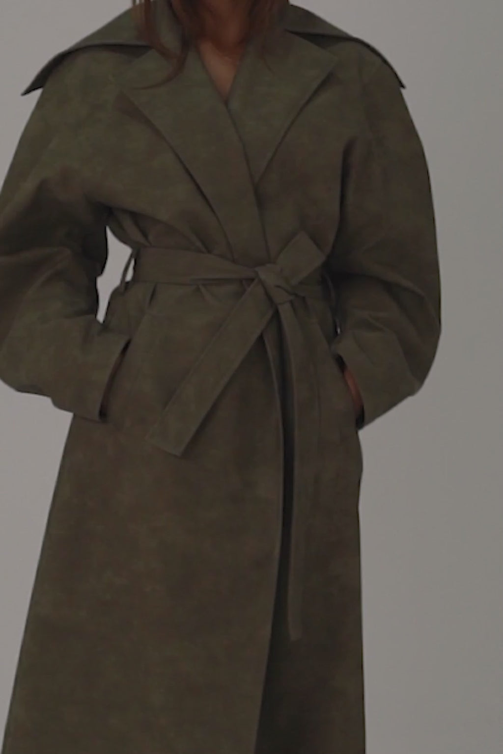 COLLARED LEATHER COAT